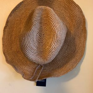 *NWT * Hat Attack Sun Hat